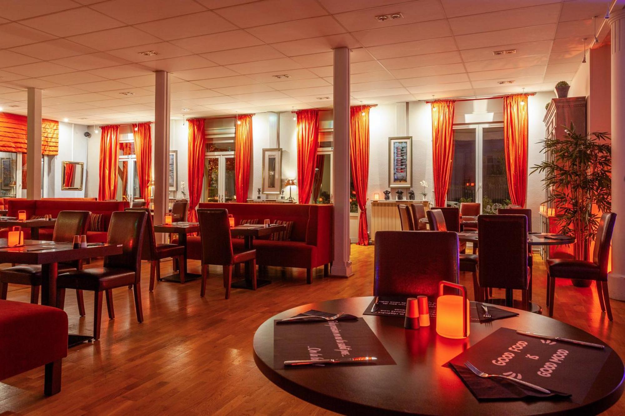 Providence Hotel Vittel Ngoại thất bức ảnh
